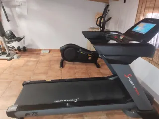 Cinta de Correr Sportstech F75 Profesional