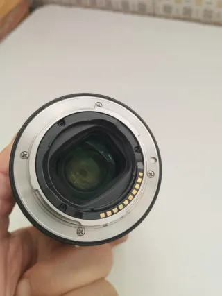 Objetivo Sony FE 1.8/35