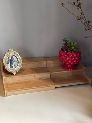 Etagere a scalini in legno