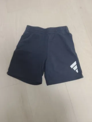 Pantalón corto Adidas azul