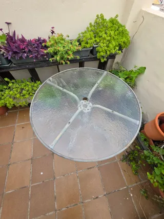 Mesa redonda cristal y metal exterior