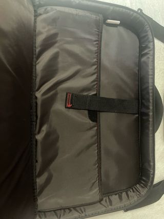 Maletín Targus Clamshell Classic+ 17-18