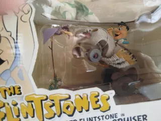 Pedro Picapiedra en Cruiser McFarlane Toys