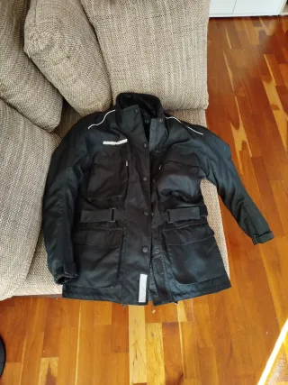 Chaqueta Moto Mujer Larga Negra.