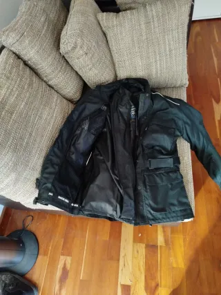 Chaqueta Moto Mujer Larga Negra.