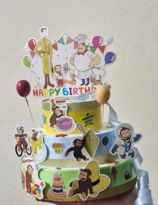 Torta finta George la scimmietta scenografica