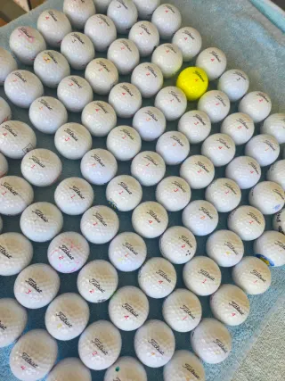 100 BOLAS DE GOLF TITLEIST