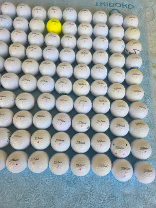 100 BOLAS DE GOLF TITLEIST