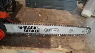 Motosierra Eléctrica Black & Decker 1900W