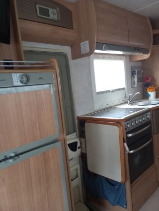 Autocaravana Mercedes Sprinter modelo perfilada