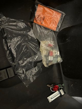 Baúl Shad SH39 + Placa y Tornilleria