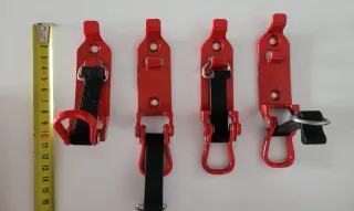 4 Anclajes Rojos con Correa Negra