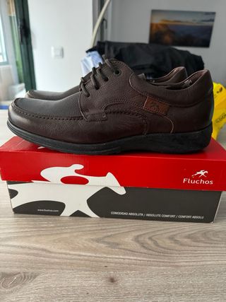 Zapatos Fluchos Marrones Talla 45 (NUEVOS)