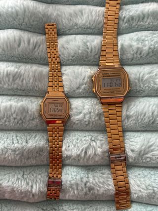 Reloj Casio Dorado Grande y mediano