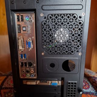 Torre PC Tacens Negra con Placa Asus