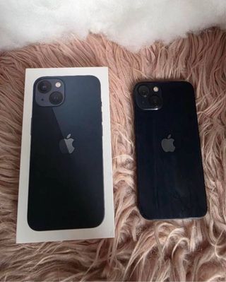 iPhone 13 color medianoche