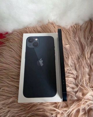 iPhone 13 color medianoche