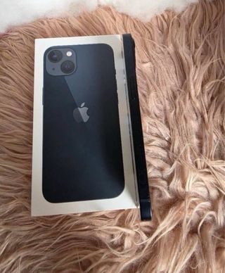 iPhone 13 color medianoche