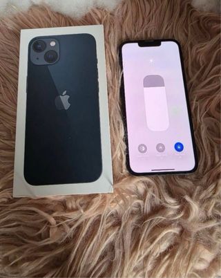 iPhone 13 color medianoche