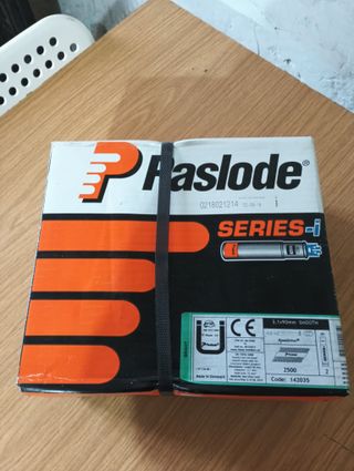 Clavadora Paslode IM360CI + Caja Clavos