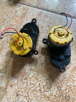 Motor cepillos laterales Conga 1090. Cecotec