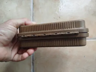 Caja para moscas de pesca