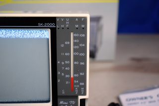 Radio televisión Silvano SK-2000 años 80