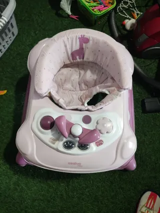 Andador infantil Asalvo rosa con jirafa