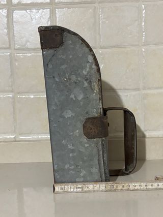 Raro attrezzo agricolo in metallo