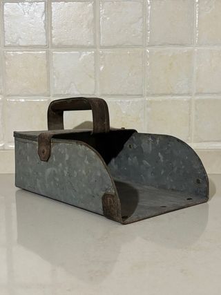 Raro attrezzo agricolo in metallo