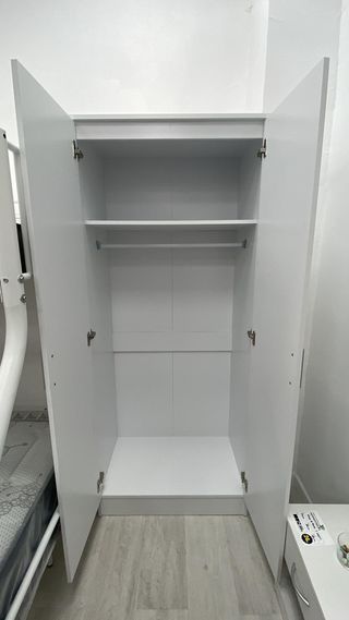 Armario básico de 2 puertas - 80 cm de ancho - Disponible en blanco o madera