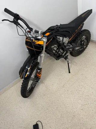 Moto elctrica 2000w 60km la bateria dura como 4