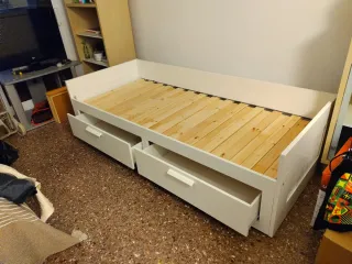 Cama Ikea Brimnes con cajones