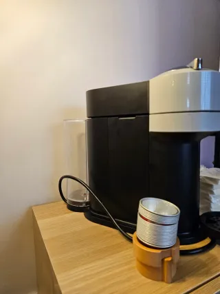 Cafetera Nespresso Vertuo + Cápsulas