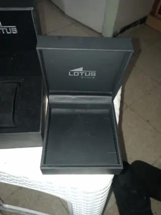 Cajas Lotus Reloj y Pulsera