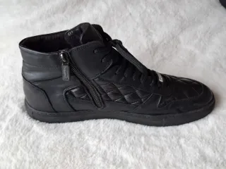 Botines Baldinini T-42 Piel acolchada. Negro