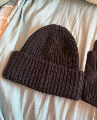 Lote gorro y guantes Bimba y Lola