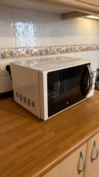 Microondas OK. Blanco