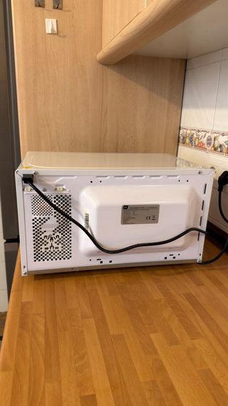 Microondas OK. Blanco