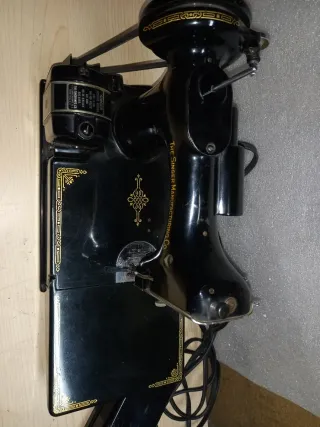 Macchina da cucire Singer con accessori