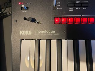 Korg Monologue Sintetizador Analógico
