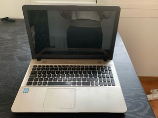 Ordenador Portátil ASUS