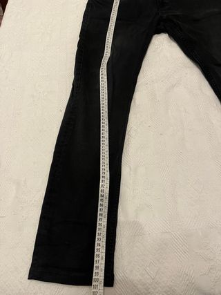 Pantalón Negro Skinny Fishbone