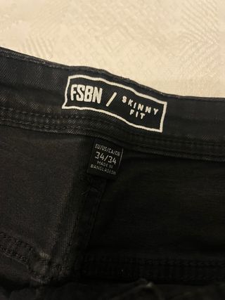 Pantalón Negro Skinny Fishbone