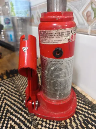 Gato hidráulico rojo 2T