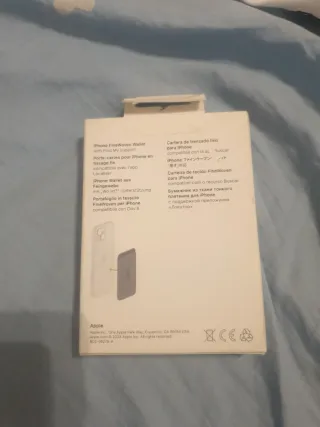 Portafoglio iPhone FineWoven MagSafe Apple