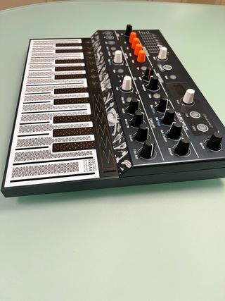Sintetizador Arturia MicroFreak