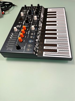 Sintetizador Arturia MicroFreak