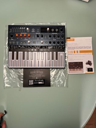 Sintetizador Arturia MicroFreak