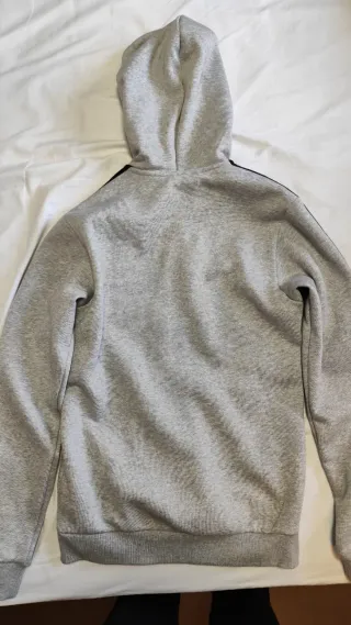 Chaqueta Adidas Gris con Capucha